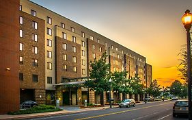 Lafayette Park Hotel And Suites
